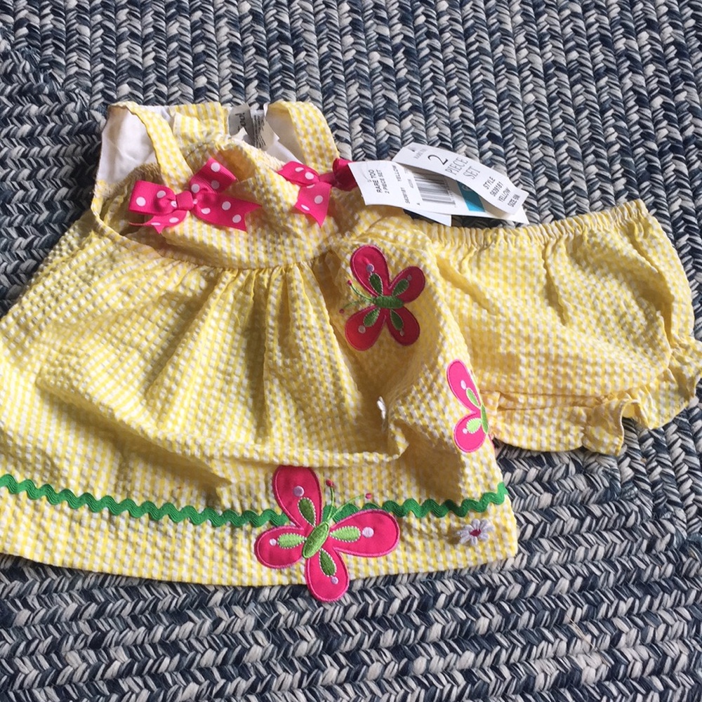 Baby Girl Summer Yellow Two-Piece Outfit NWT